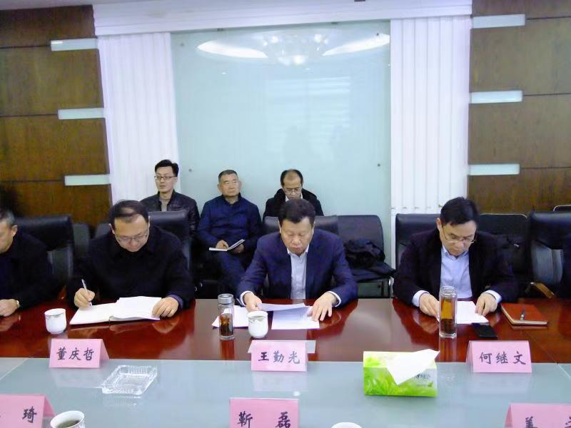 济南市民营经济发展局局长靳磊到乐动（中国）LEDONG·官方网页版
集团调研
