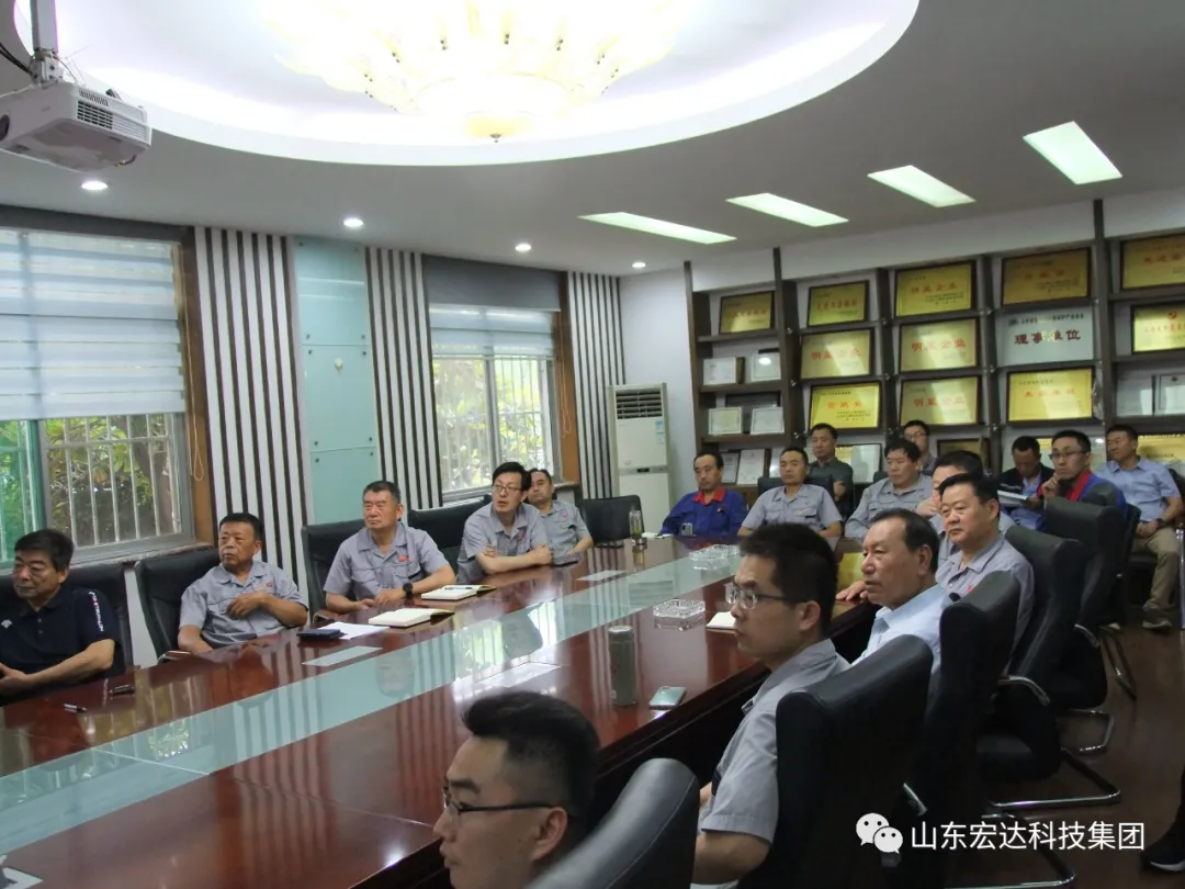 回望百年路 展望新征程---乐动（中国）LEDONG·官方网页版
集团全体党员开展主题党日活动