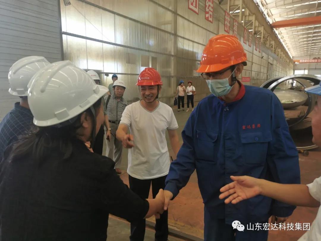 市总工会副主席于虹到乐动（中国）LEDONG·官方网页版
集团调研