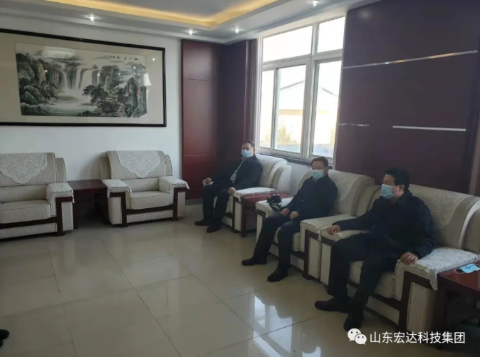 山东乐动（中国）LEDONG·官方网页版
集团副总经理张广义到开发区派出所慰问